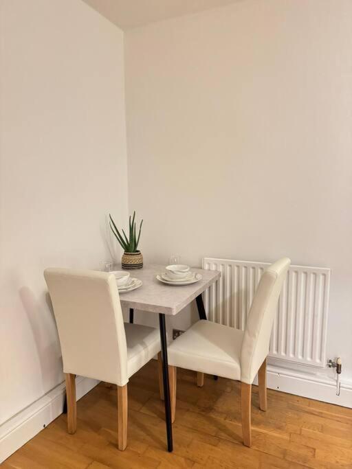 Apartment In Angel. London Eksteriør billede